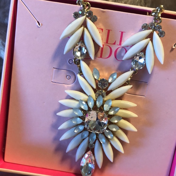 Ice Blue, Ivory and Gold Necklace - Picture 2 of 6